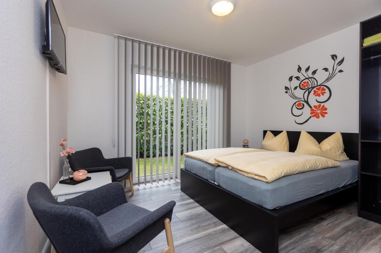 Pension Zum Lindeneck Lübz Exteriör bild
