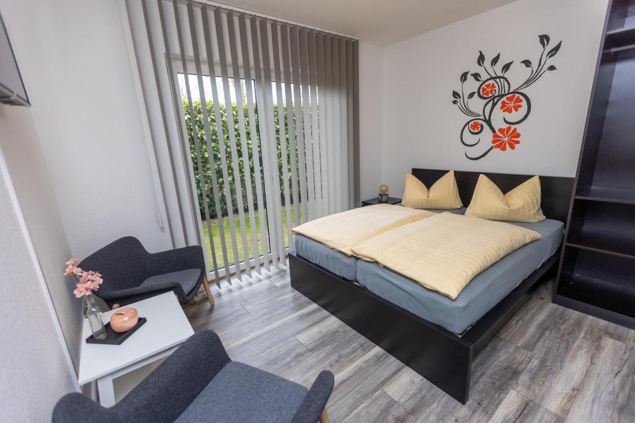 Pension Zum Lindeneck Lübz Exteriör bild