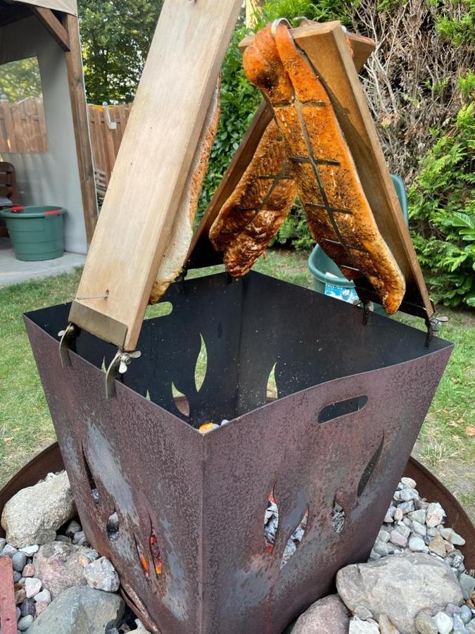Pension Zum Lindeneck Lübz Exteriör bild