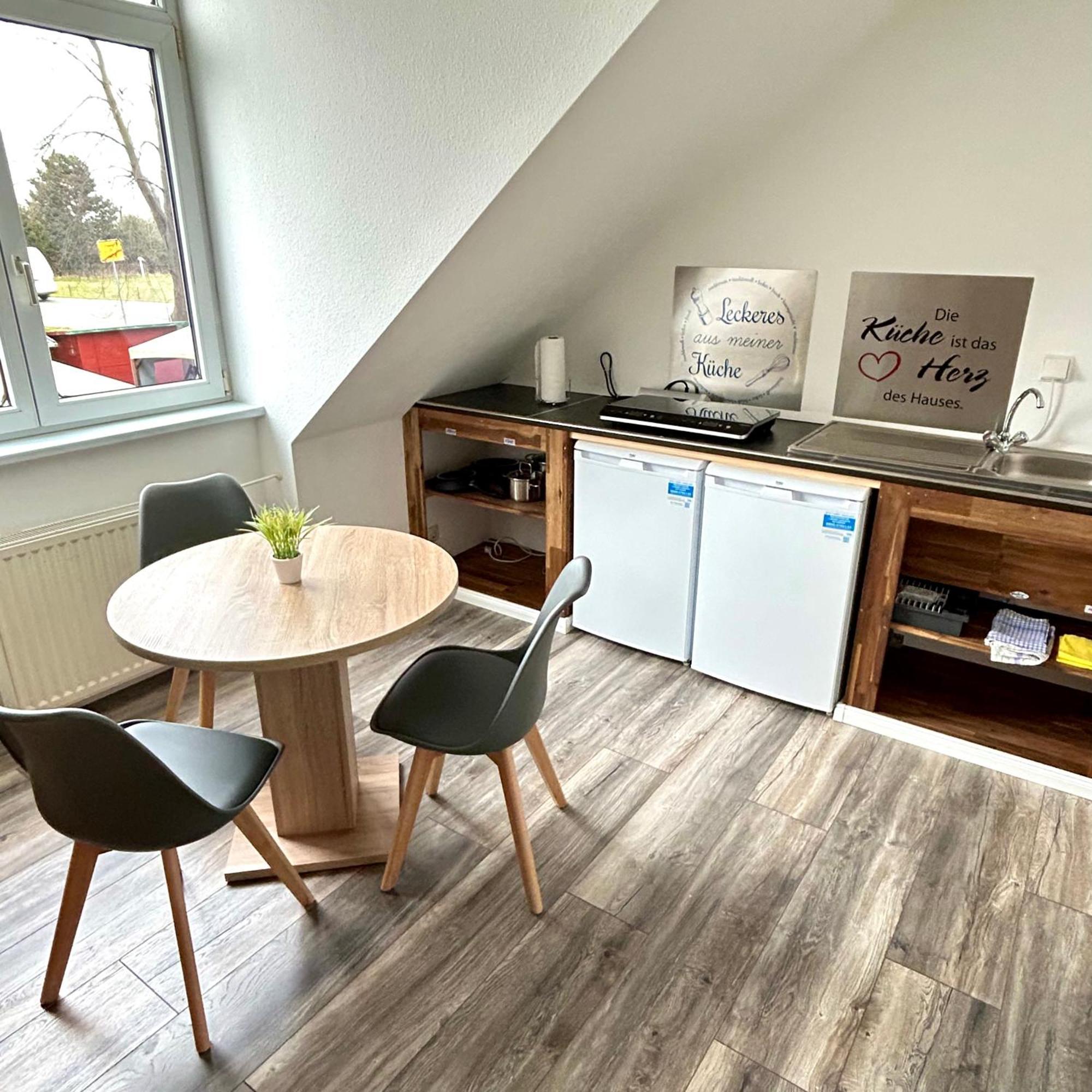 Pension Zum Lindeneck Lübz Exteriör bild
