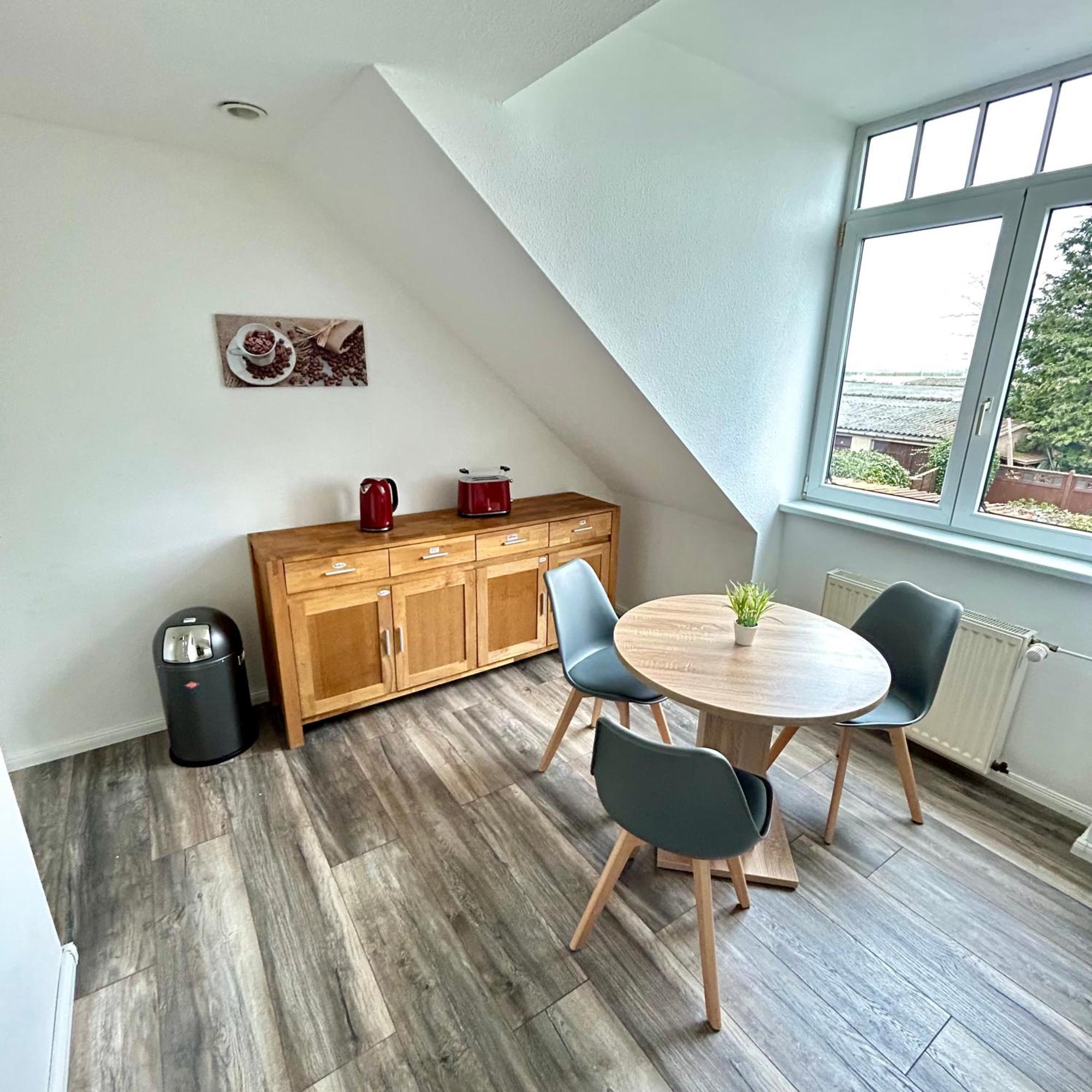 Pension Zum Lindeneck Lübz Exteriör bild